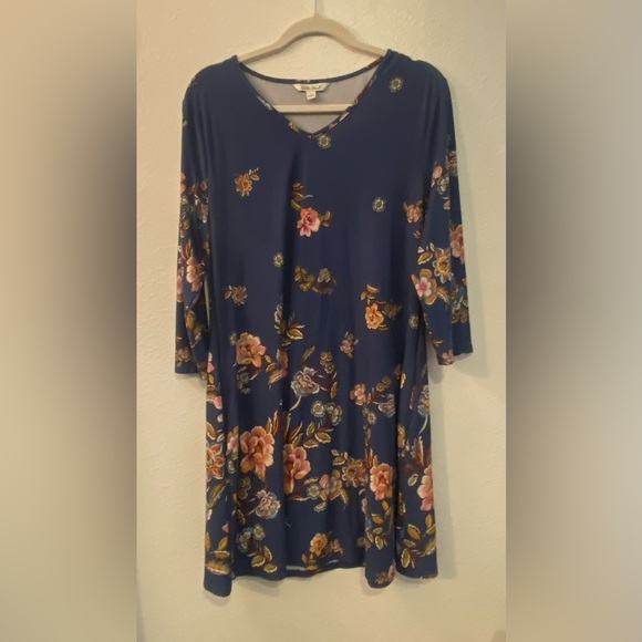 The Pioneer Woman Dresses & Skirts - The‎ Pioneer Woman Navy Floral Long Sleeve Midi Dress size Large